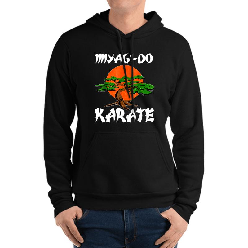 Vintage New Miyagi Do Karate Cool Bonsai Tree Gift Youth T Shirt Unisex Hooded Sweatshirt Men Black