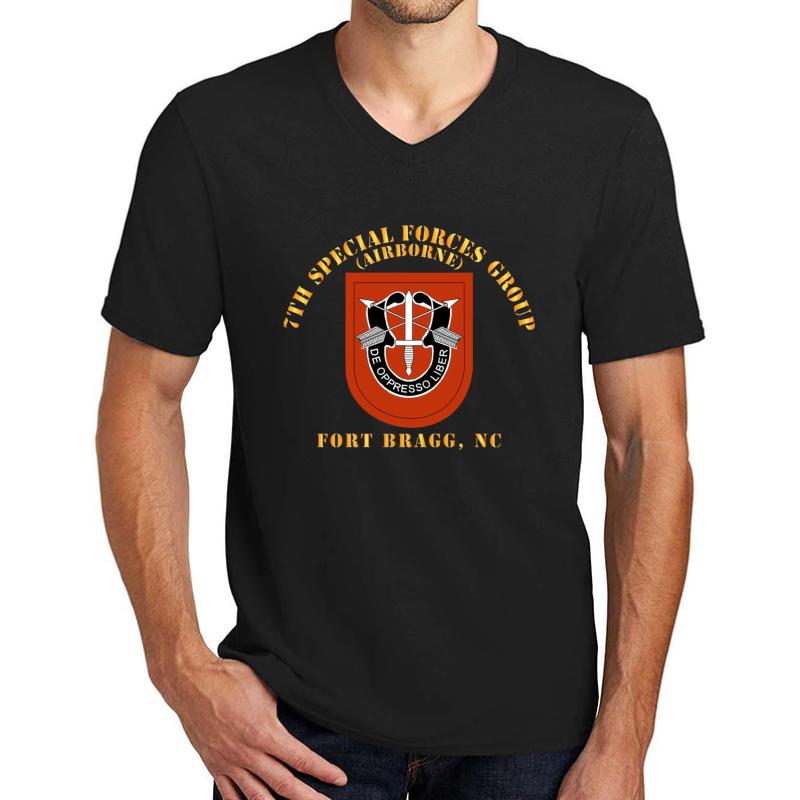 Army - 7Th Special Forces Group W Flash - Fbnc Unisex V-Neck T-Shirt Men Black