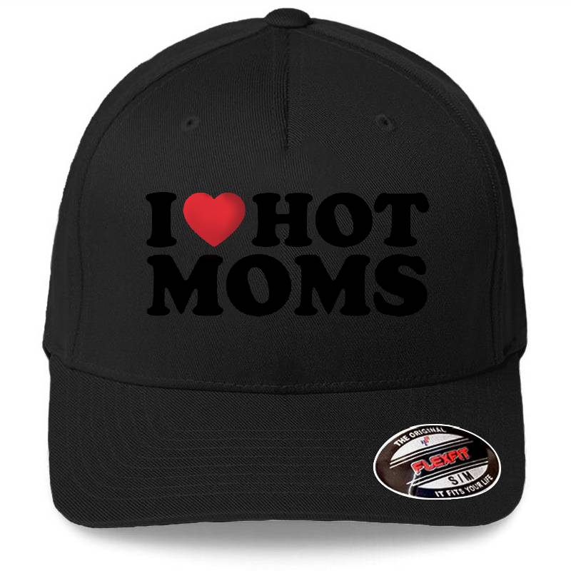 I Love Hot Moms Youth T-Shirts