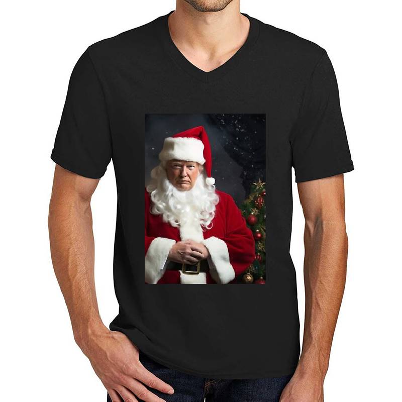 Donald Trump at Christmas Youth T-Shirts