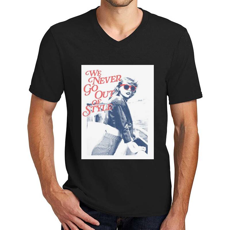 Taylor Swift style :) Unisex T-shirts
