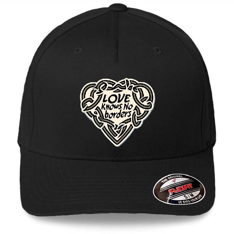 Celtic Heart Modern Love Emblem Premium Flat Bill Snapback Caps