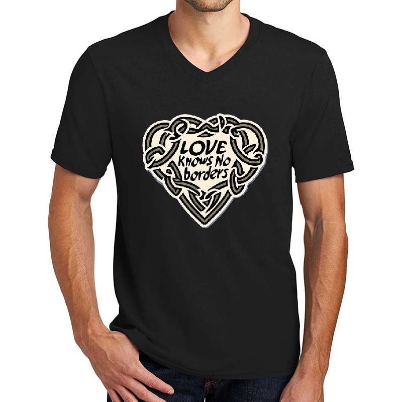 Celtic Heart Modern Love Emblem Premium Flat Bill Snapback Caps