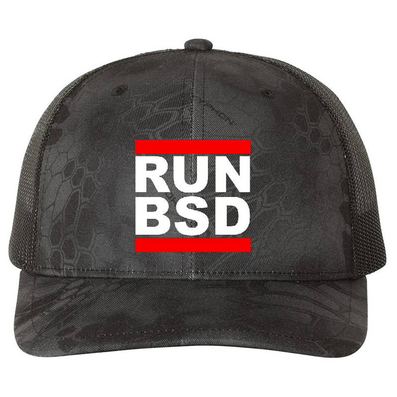 RUN BSD - Cool WhiteRed Design for Unix Hackers & Sysadmins Premium Flat Bill Snapback Caps